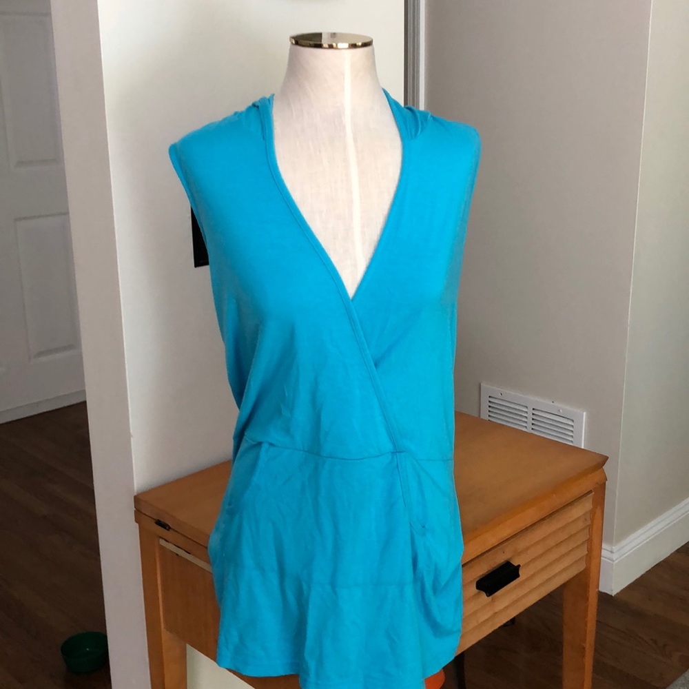 NWOT Hooded Cover Up